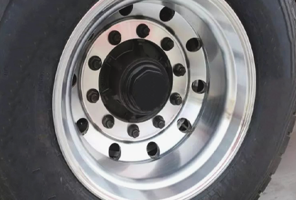 Understanding Semi-Trailer Accessories: Trailer Wheel Rims